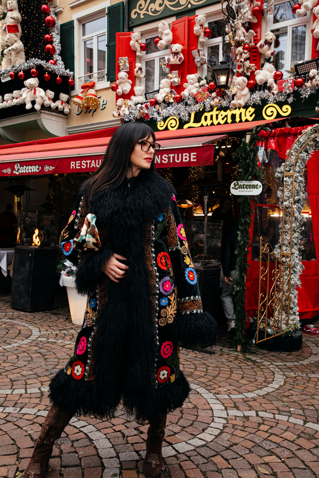 Bohemian Suzani-Mantel Raduga